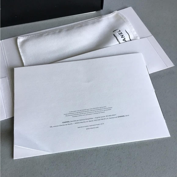 CHANEL EMPTY BOX FROM FLAP BAG NO BAG WITH BOOK MINI DUST BAG - Picture 12 of 14